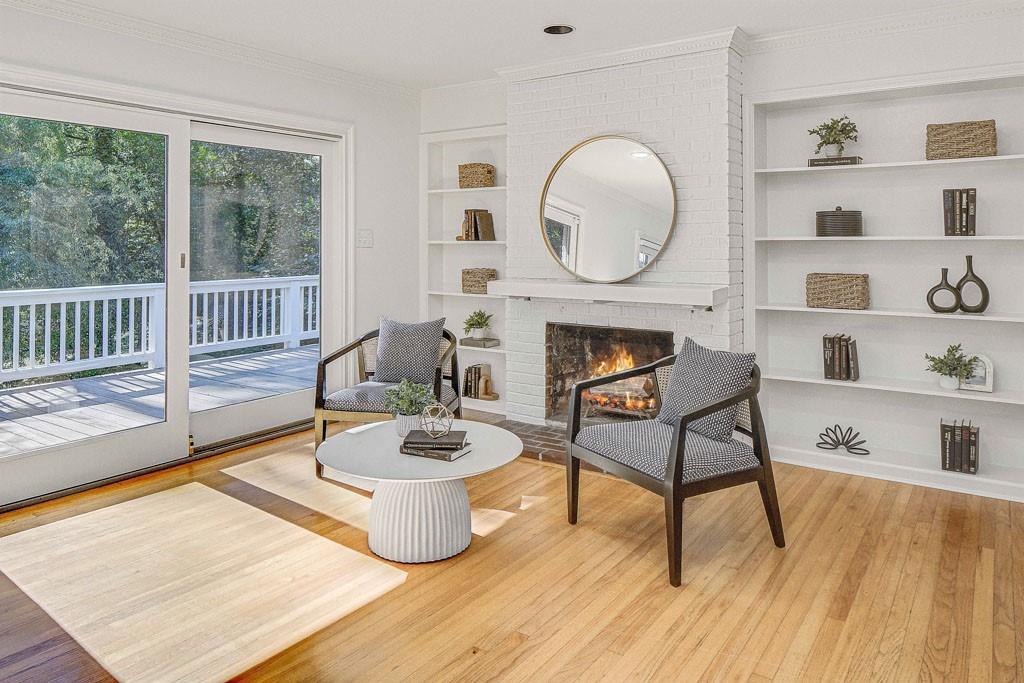 2493 Parkdale Place NE