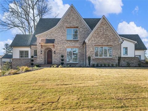 5450 N RICHLAND CREEK Street Buford GA 30518