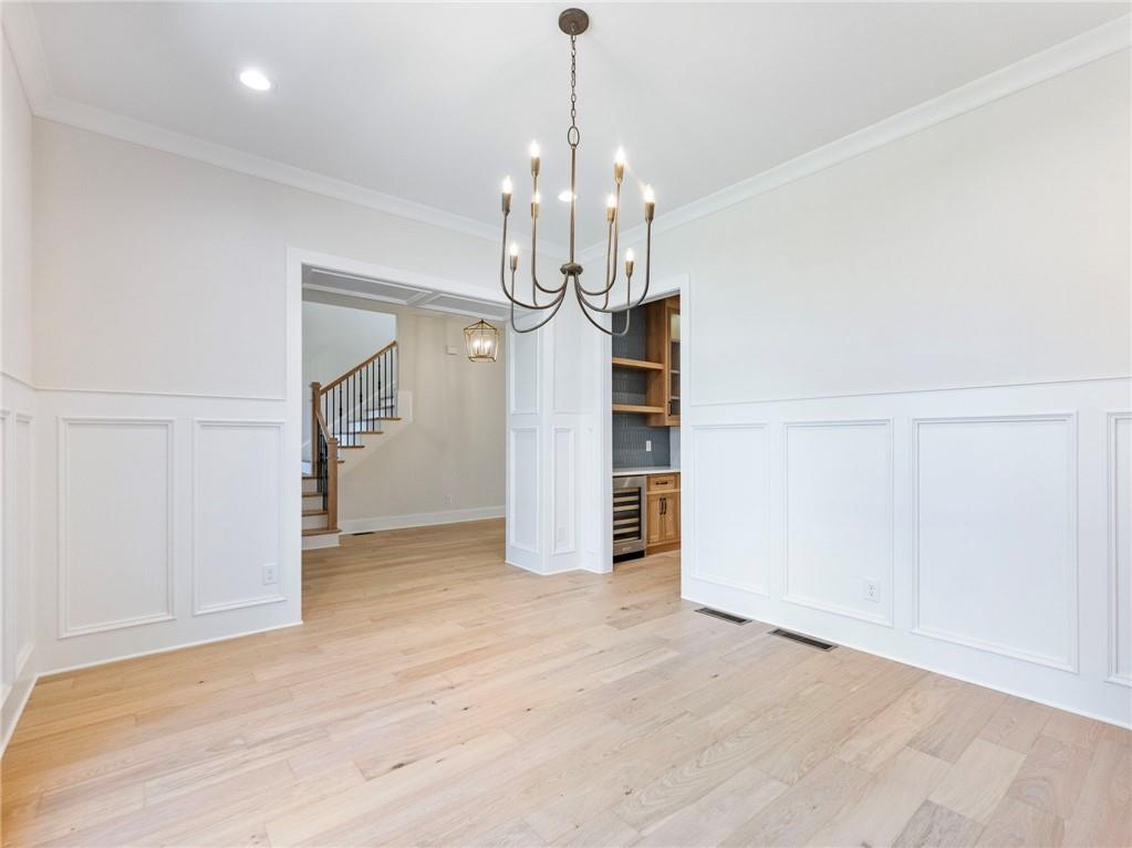 5450 N RICHLAND CREEK Street