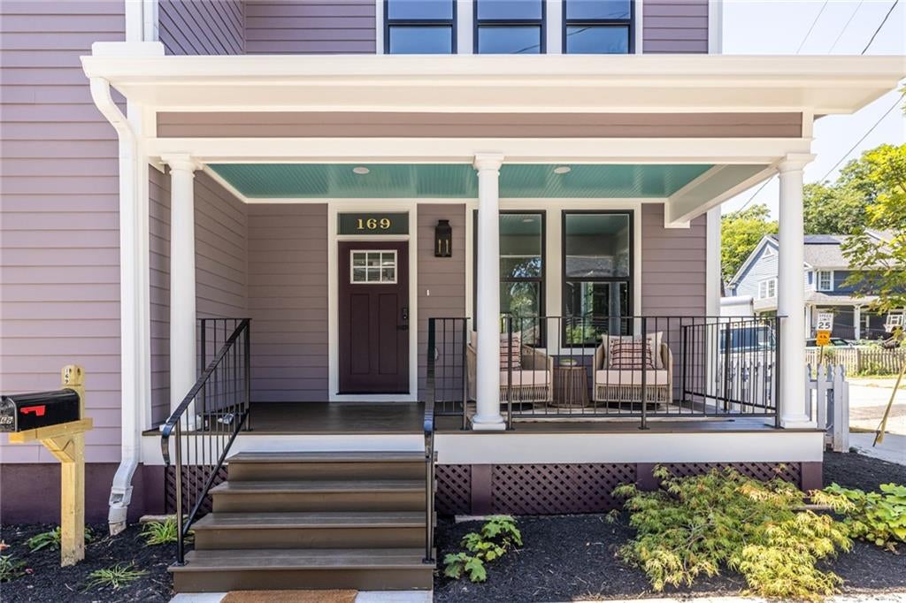 169 Chester AVe SE