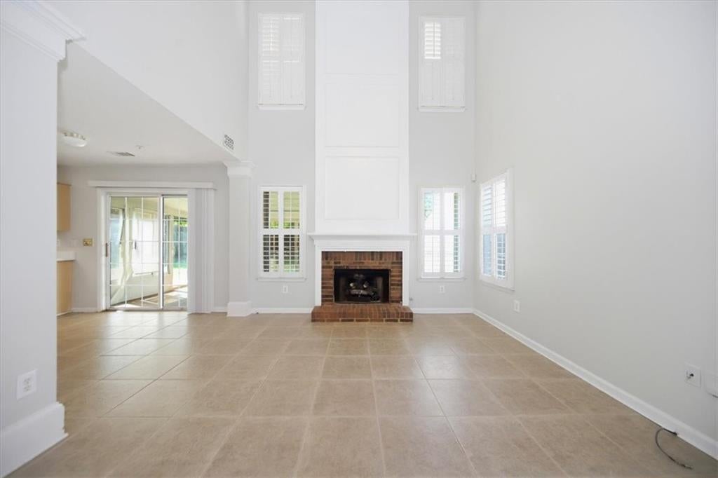 1312 Glenover Way