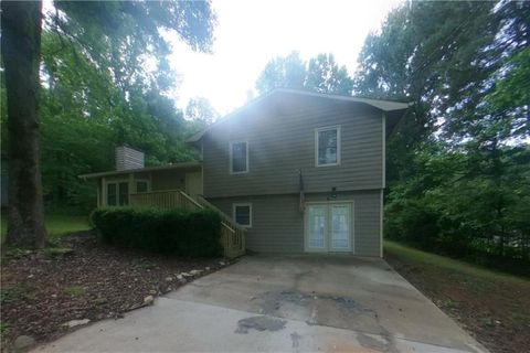 Homes For Rent - 120 Elberta Drive<br/> Newnan, GA 30265