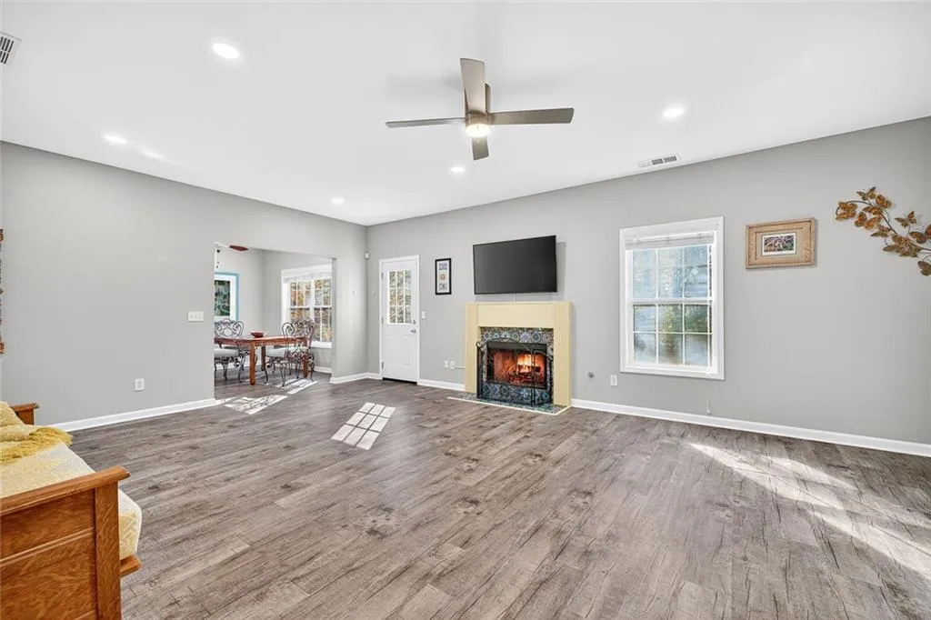 Dallas, Georgia 30157, United States, 3 Bedrooms Bedrooms, ,3 BathroomsBathrooms,Residential,Active,243291