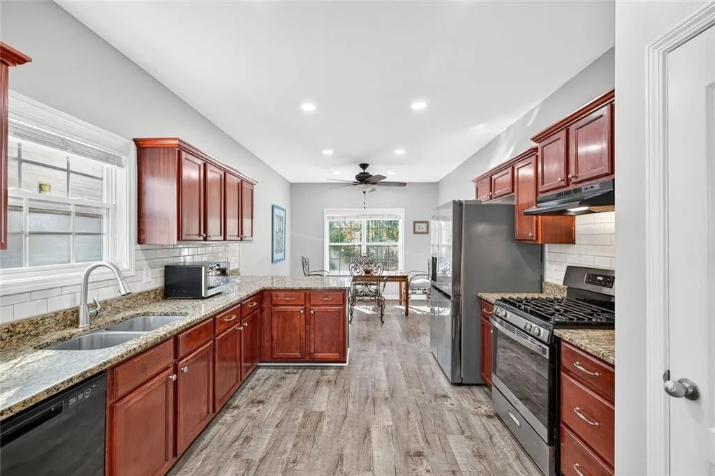 Dallas, Georgia 30157, United States, 3 Bedrooms Bedrooms, ,3 BathroomsBathrooms,Residential,Active,243291