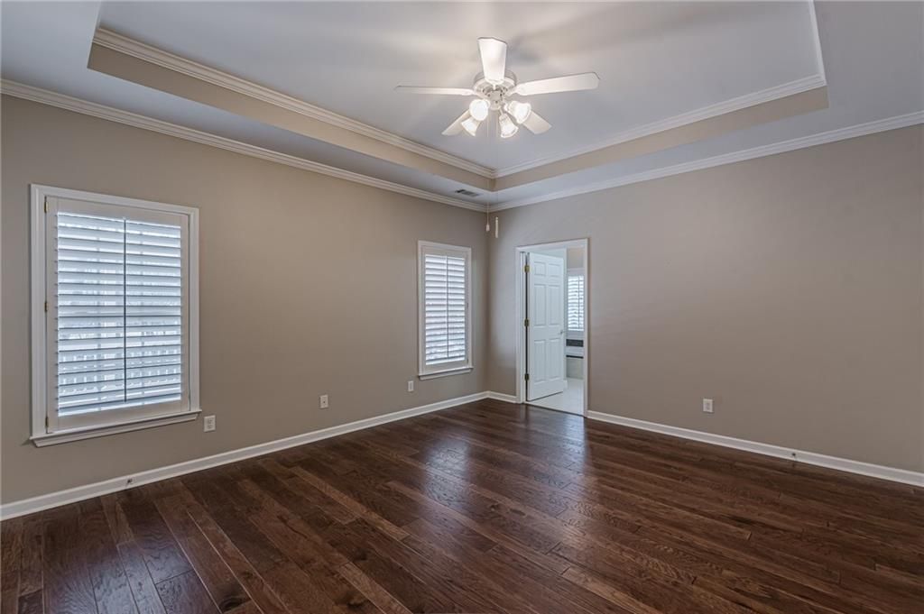 listing image 124