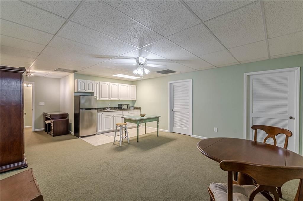 listing image 101
