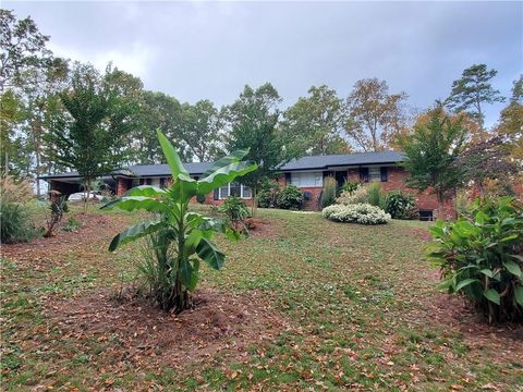 A home in Calhoun