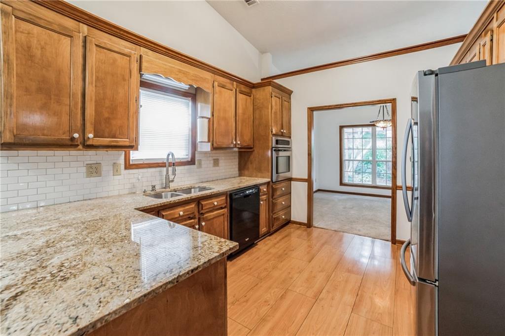 Moorings at Riv - Residential Lease