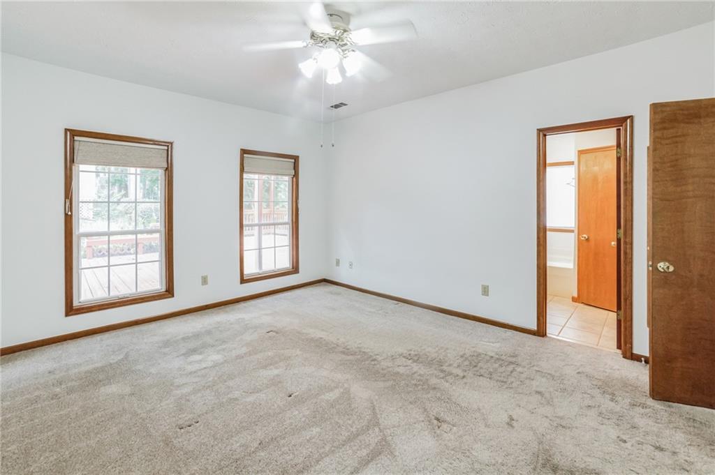 Moorings at Riv - Residential Lease
