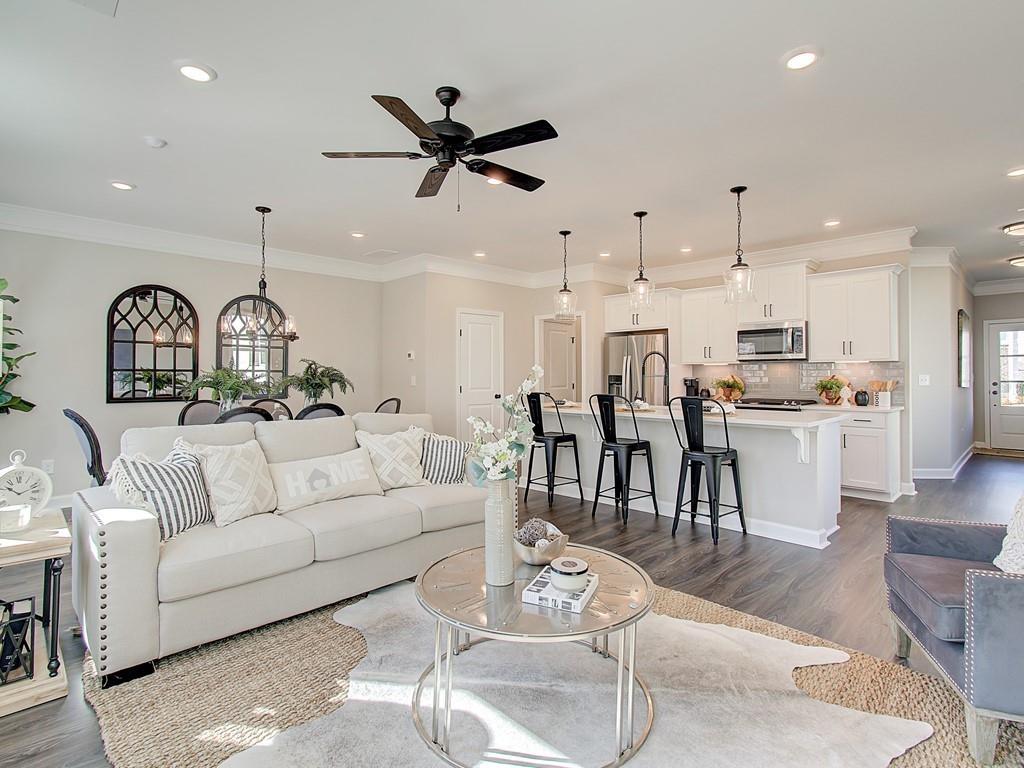 4565 Moray Drive