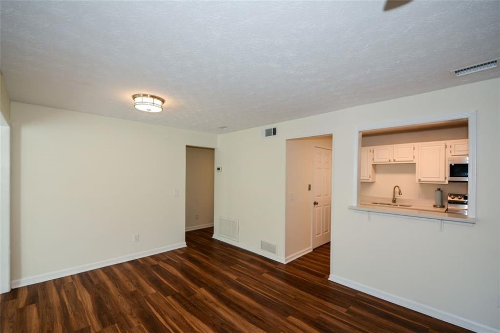 Woodridge Way - Residential