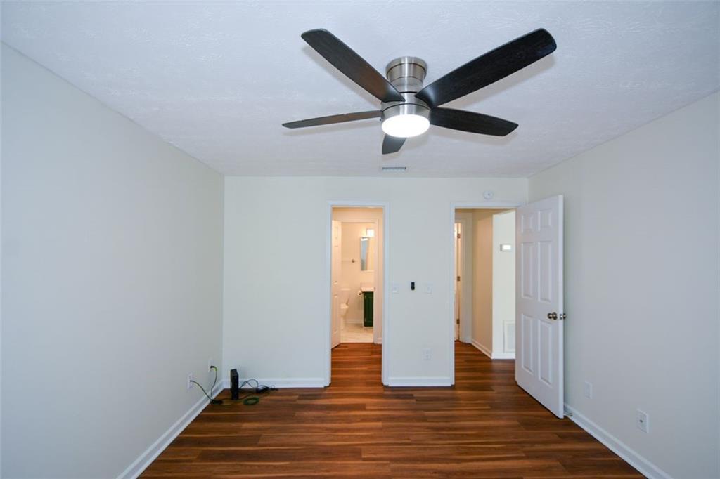 Woodridge Way - Residential