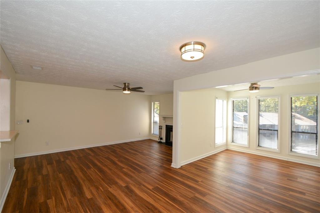 Woodridge Way - Residential