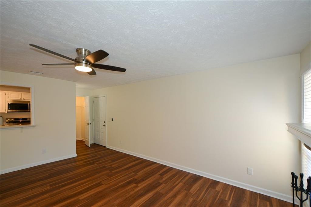 Woodridge Way - Residential