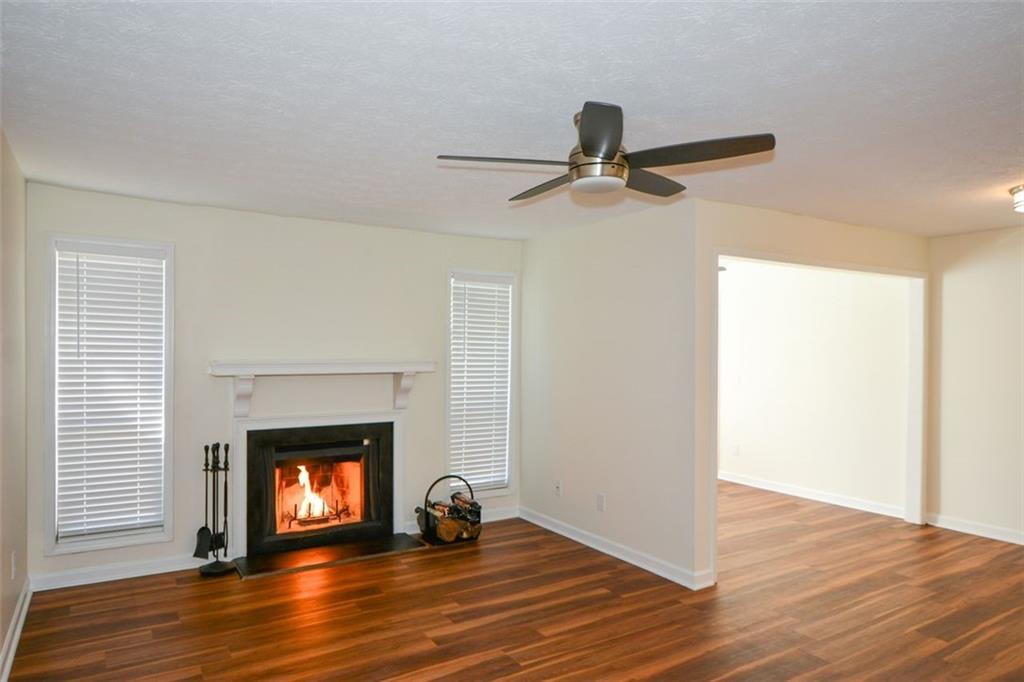 Woodridge Way - Residential