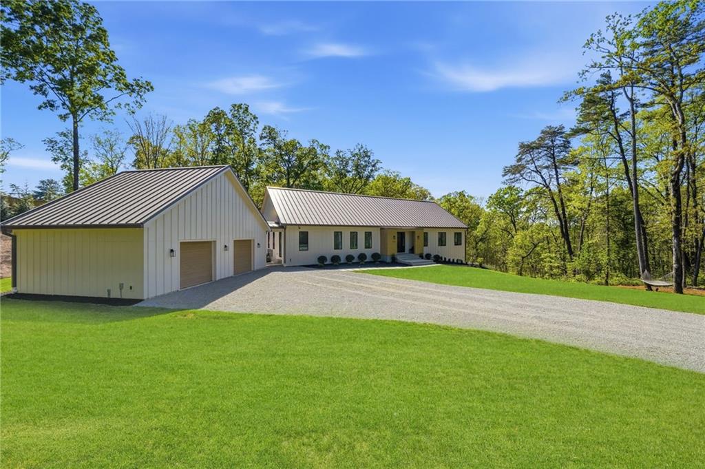 498 Old Mount Carmel Road