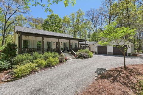 Photo of 16605 Westbrook Road, Alpharetta, GA 30004 (MLS # 7748154)