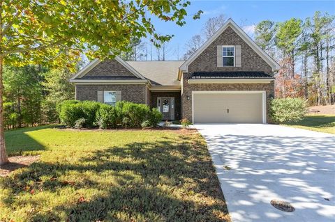 A home in Fairburn