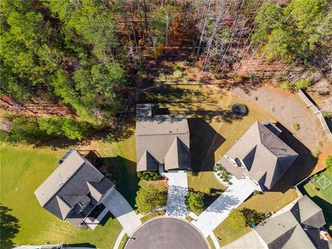 A home in Fairburn