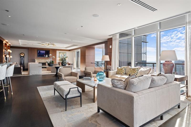 Ritz Carlton Residences - Residential