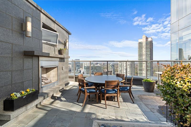 Ritz Carlton Residences - Residential