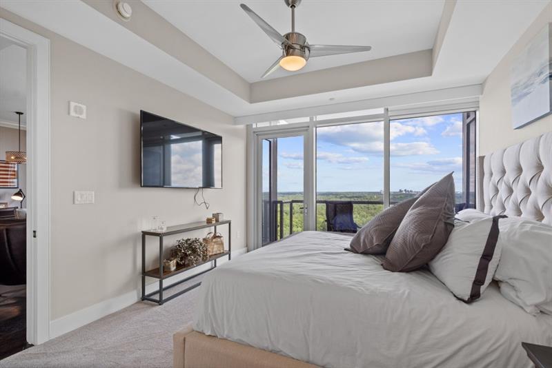 Ritz Carlton Residences - Residential