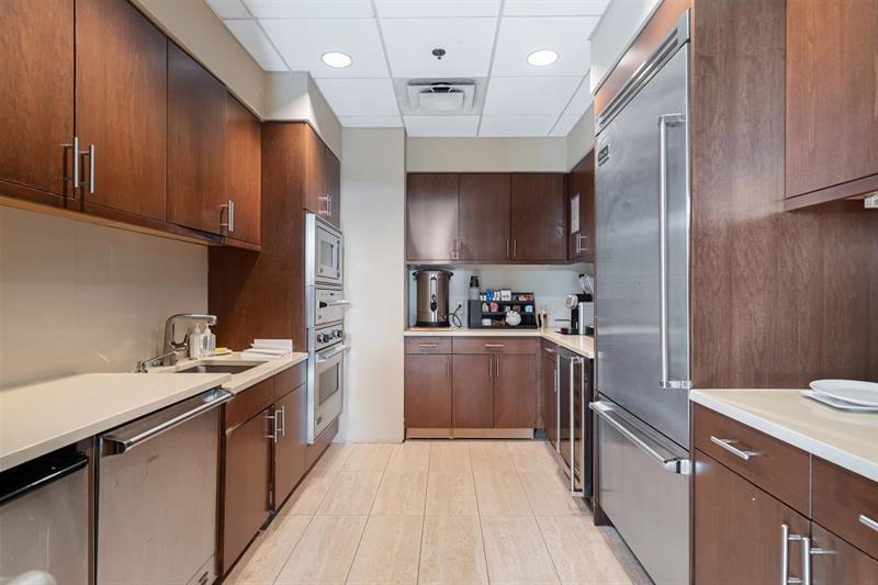 Ritz Carlton Residences - Residential