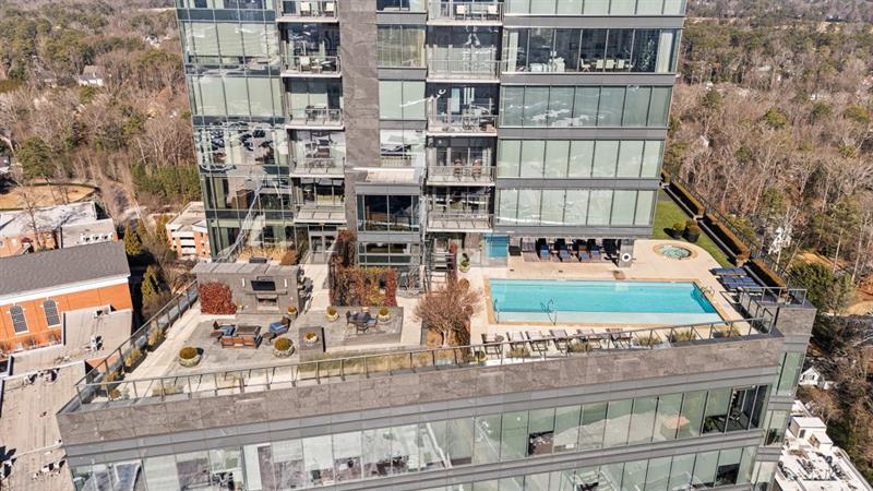 Ritz Carlton Residences - Residential