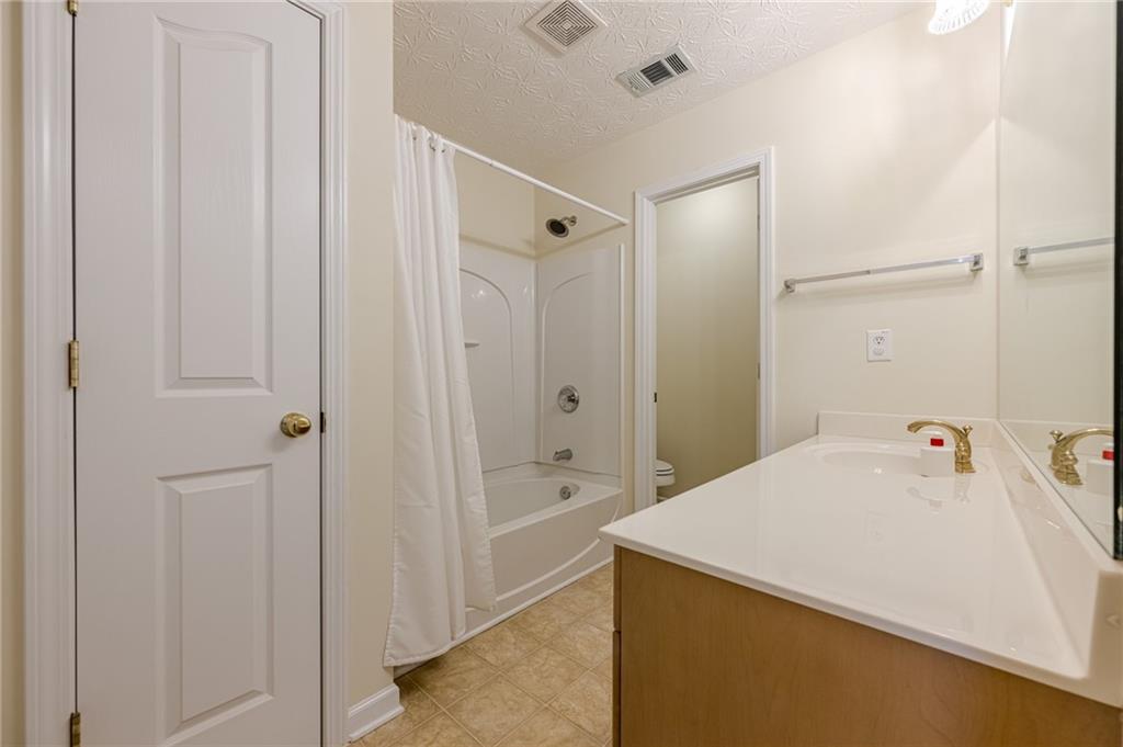 1052 Pike Forest Court, Lawrenceville, Georgia image 45