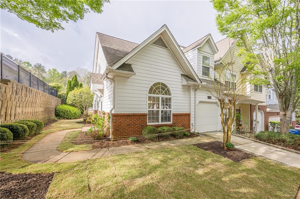 1052 Pike Forest Court, Lawrenceville, Georgia image 6