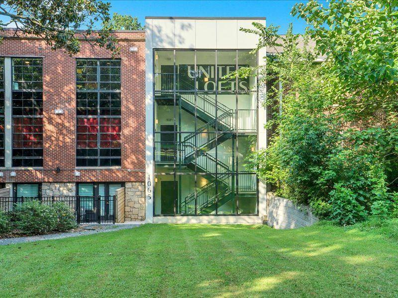 1065 United Avenue SE 303