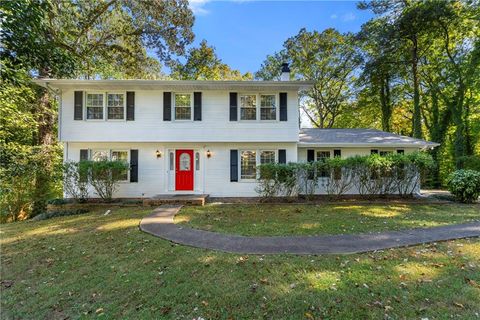 Photo of 4574 Woodland Circle NE, Roswell, GA 30075 (MLS # 7673844) Photo of 4574 Woodland Circle NE, Roswell, GA 30075 (MLS # 7673844)