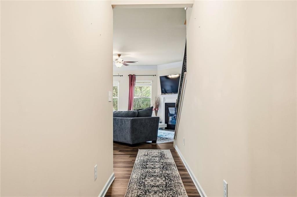 521 Crescent Woode Way