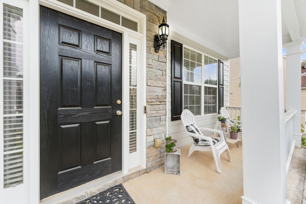 1609 Sahale Falls Drive, Braselton, Georgia image 5
