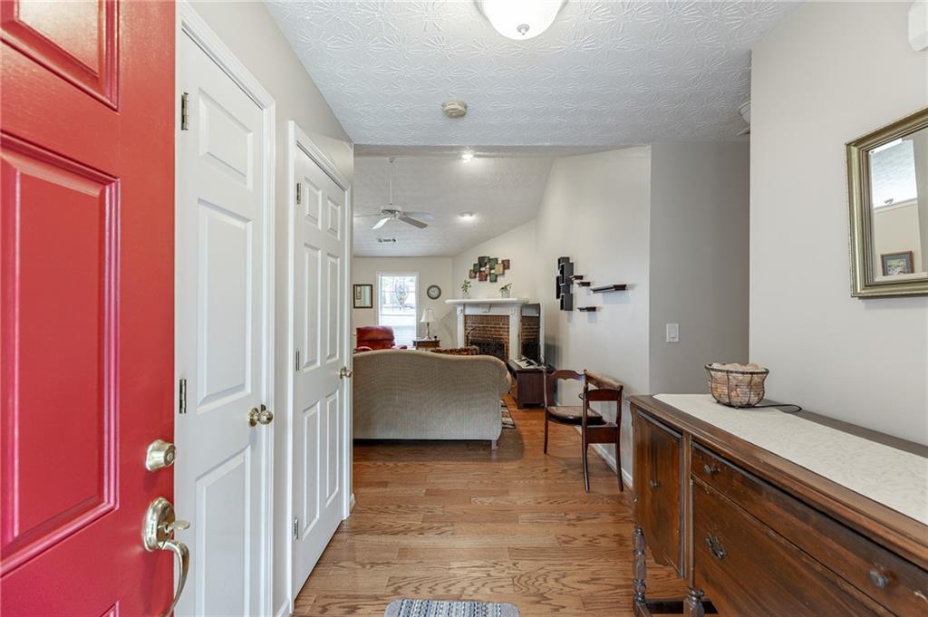 1413 Armende Circle