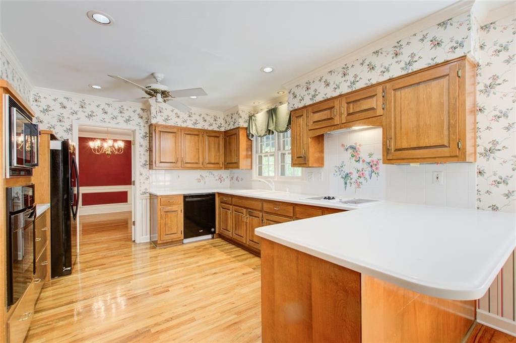 5162 Charlemagne Way, Lilburn, Georgia image 13