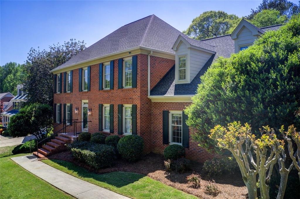 5162 Charlemagne Way, Lilburn, Georgia image 3