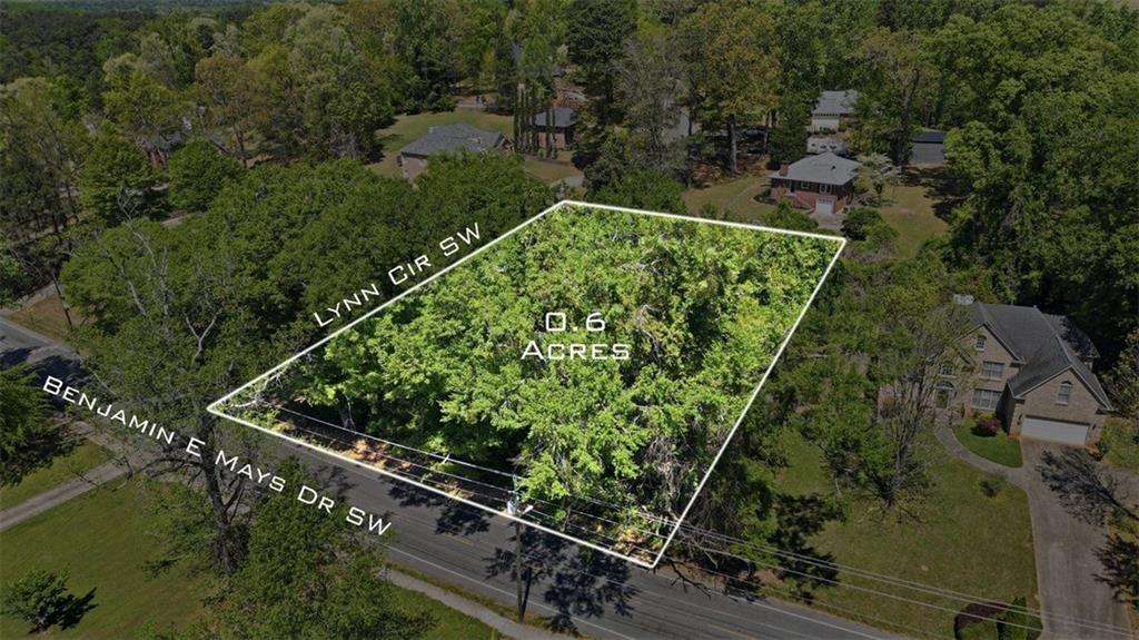 3025 Benjamin E Mays SW