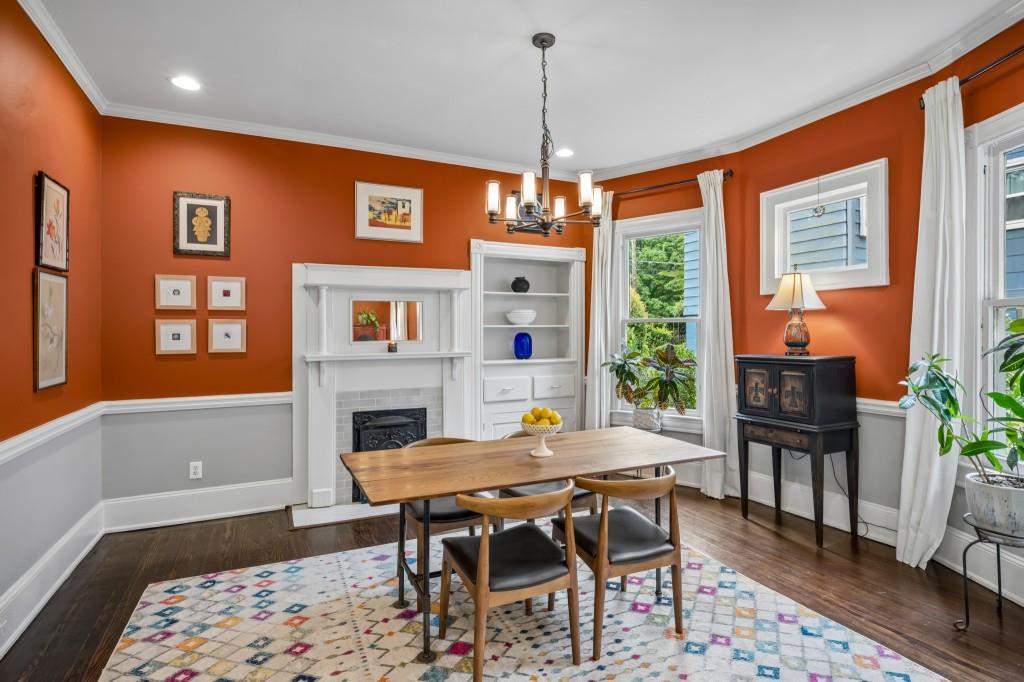 483 Waldo Street SE