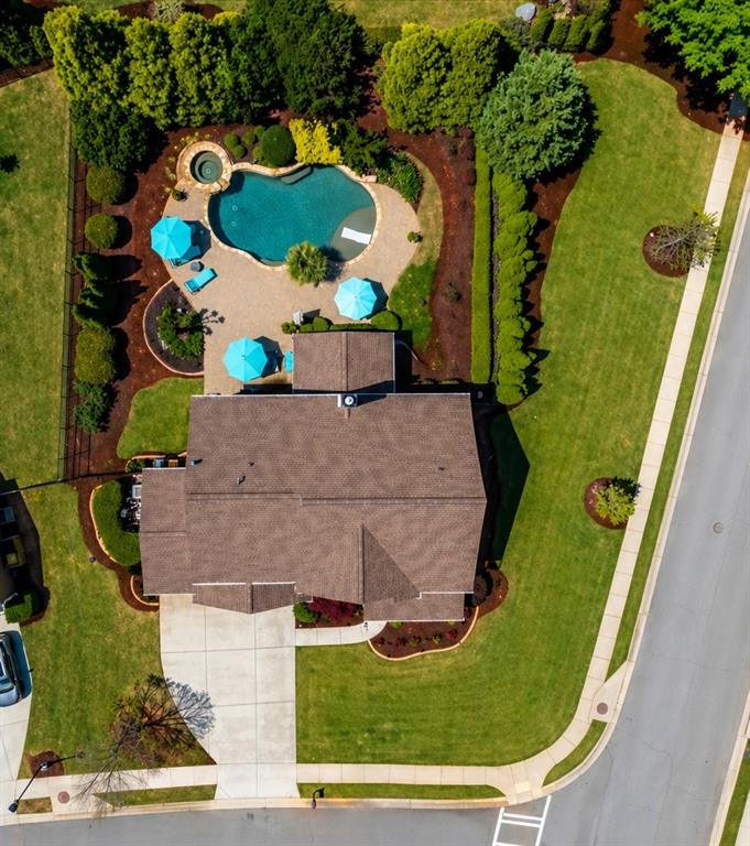 300 Ashgrove Court