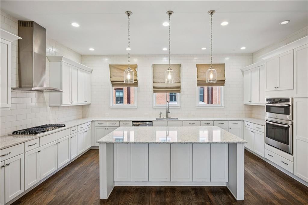 432 E Howard Avenue 20