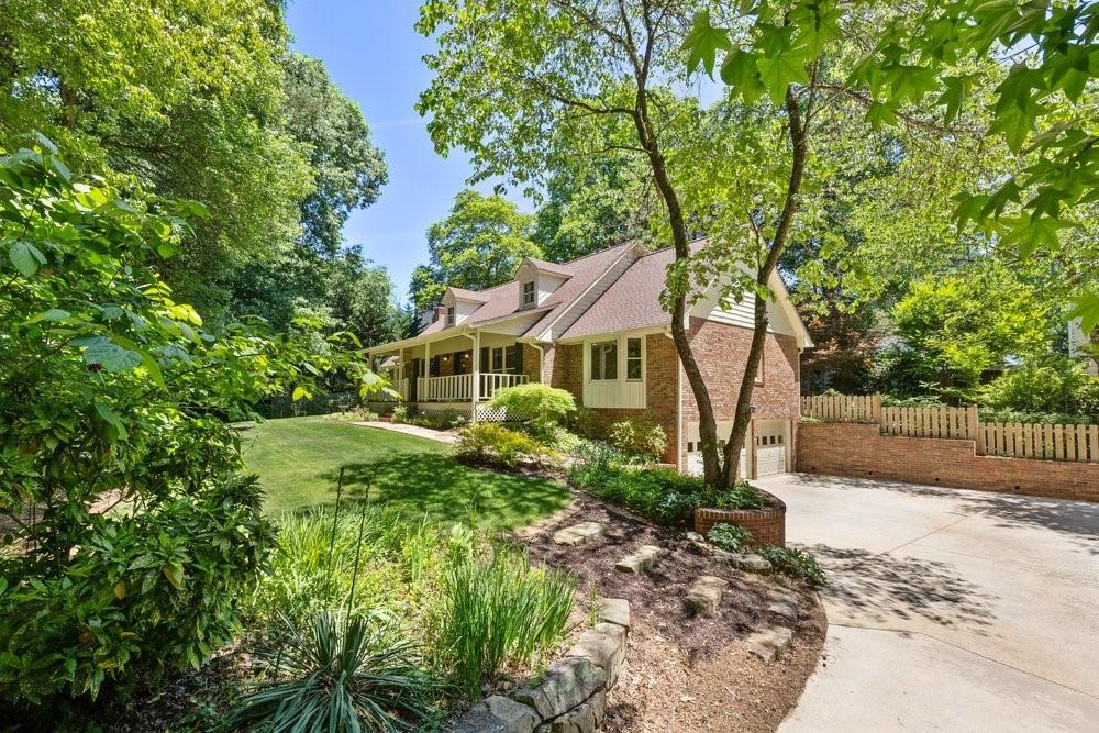 2600 Mack Dobbs Road NW
