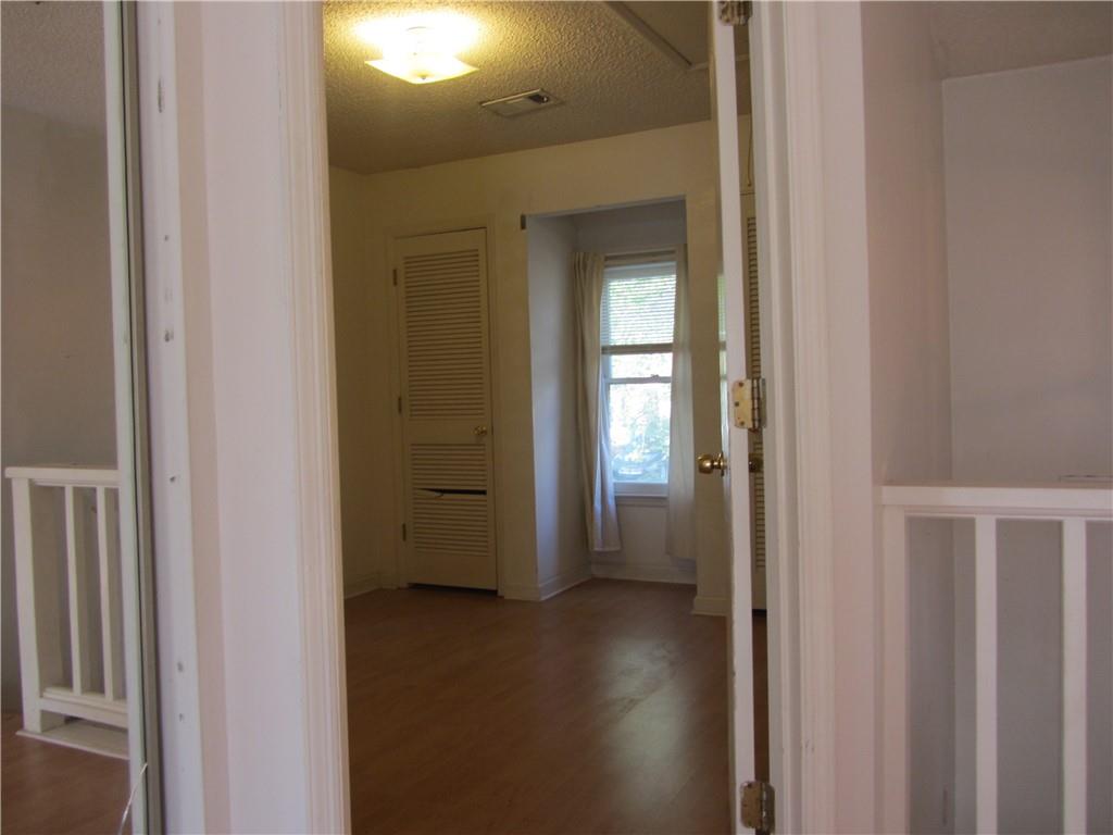 390 Lakeridge Court, Riverdale, Georgia image 16
