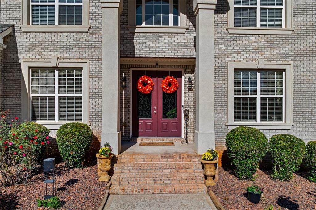 2202 Escalade Court