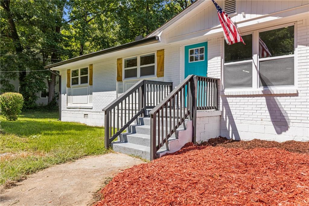 1928 APACHE Trail SE