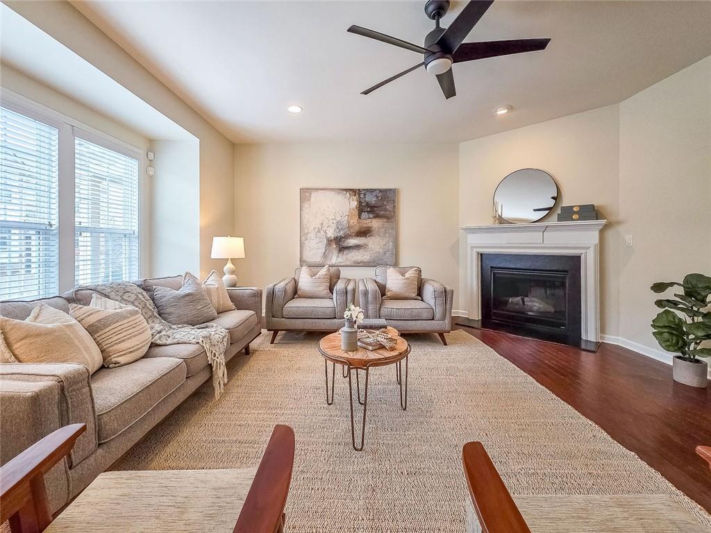 5013 Ridgemont Walk SE