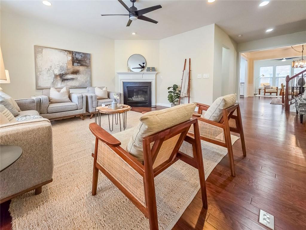 5013 Ridgemont Walk SE