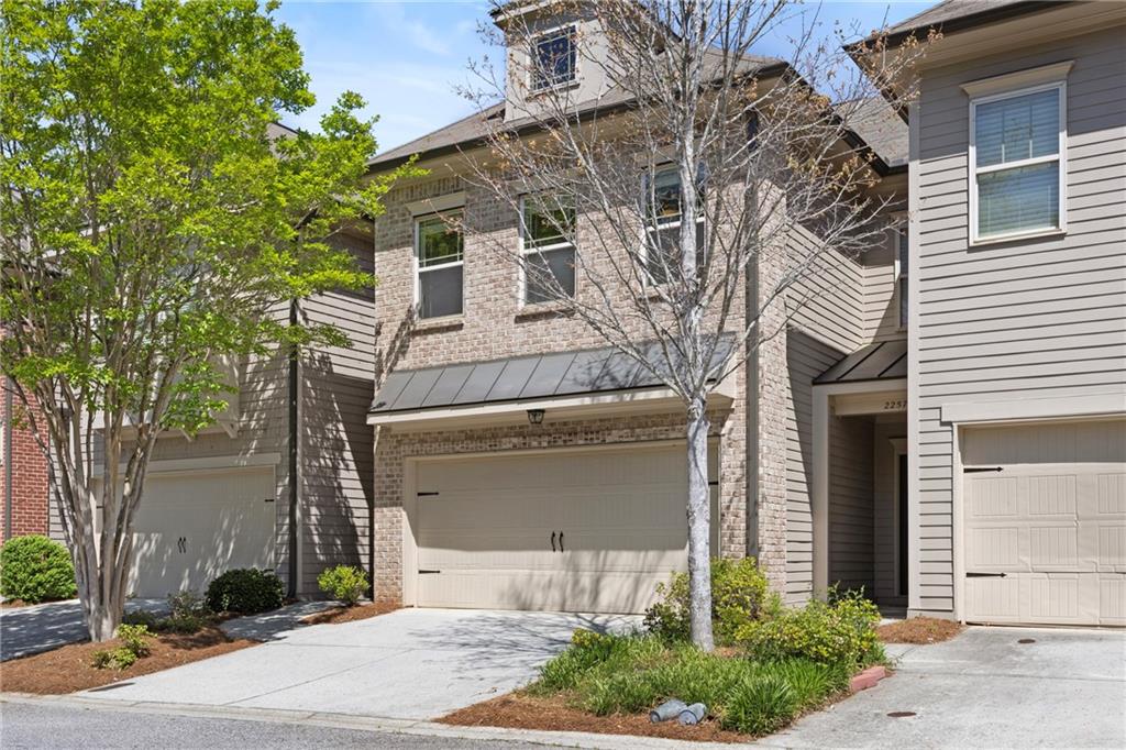 2251 W Village Lane, Smyrna, Georgia image 3