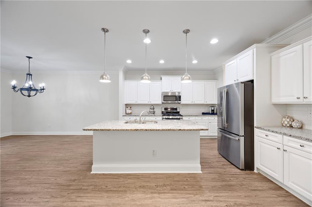 2251 W Village Lane, Smyrna, Georgia image 6