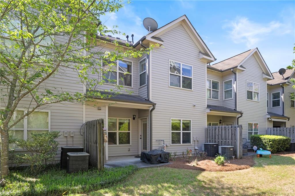 2251 W Village Lane, Smyrna, Georgia image 25